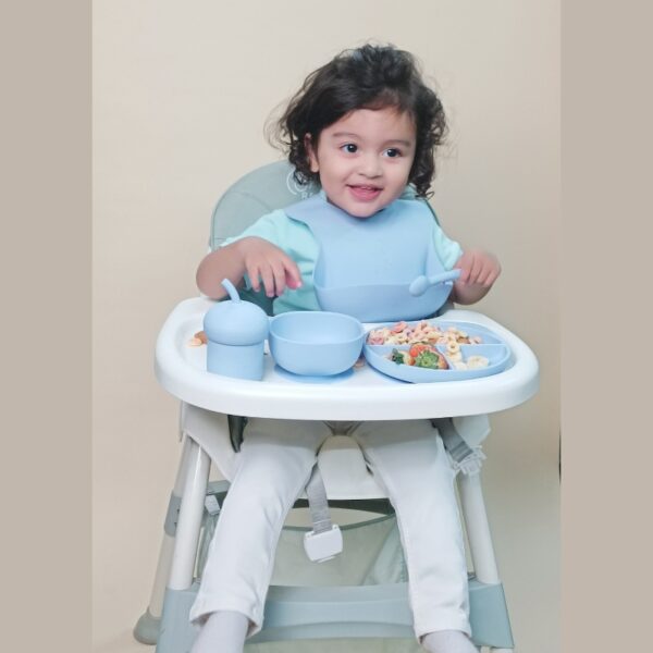 Tiny Tots Tableware Treats