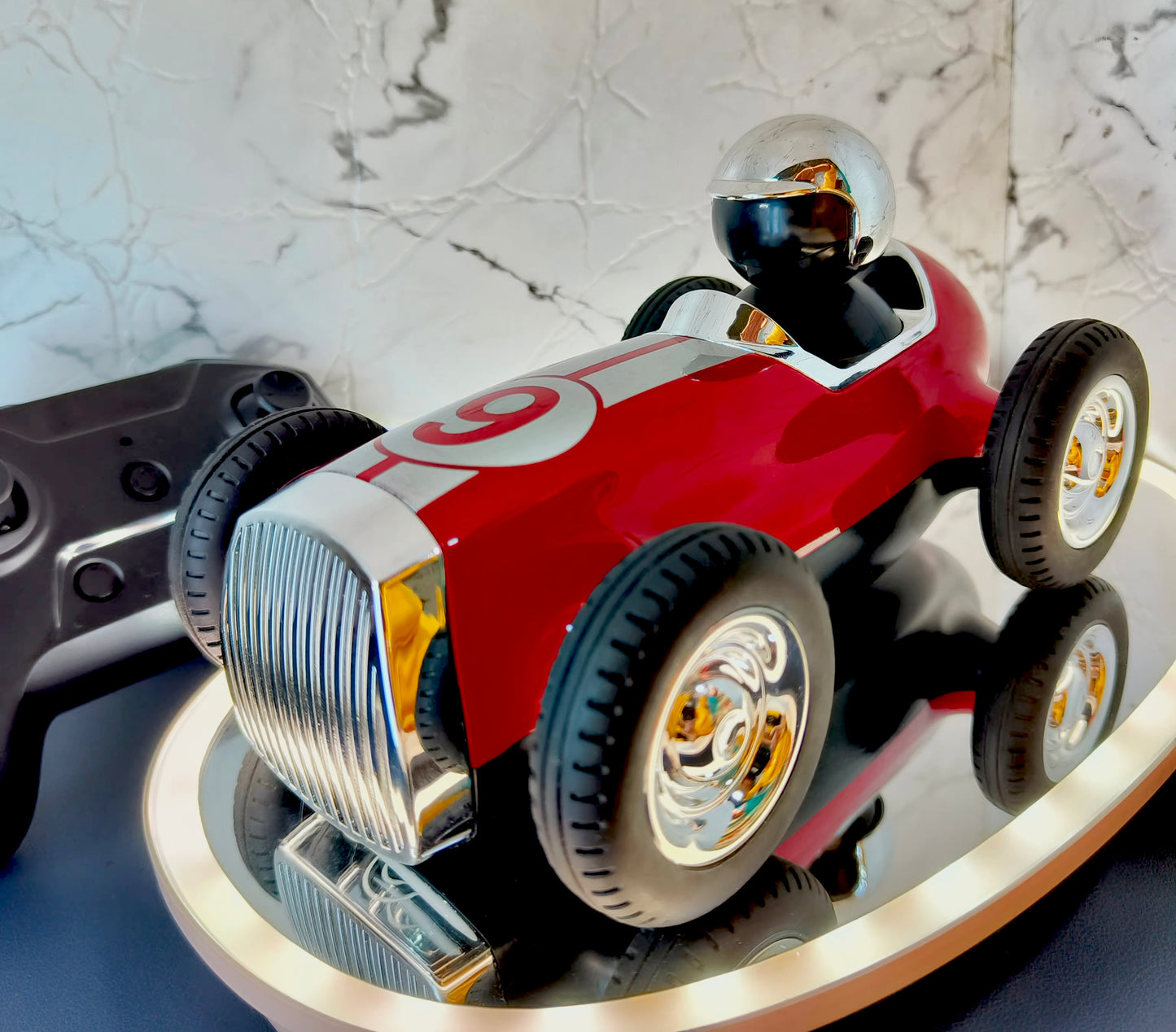 R/C Race car with Bluetooth speaker