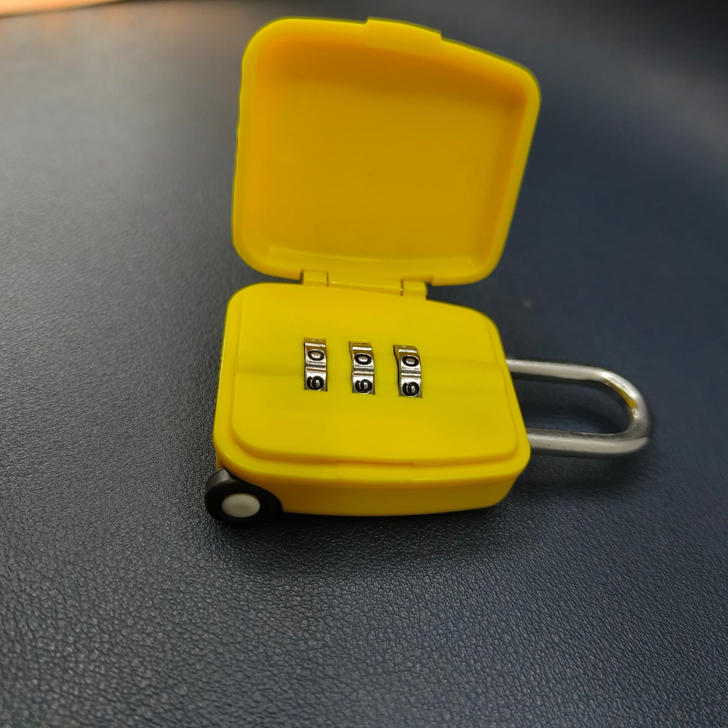 Toddler Suitcase Lock