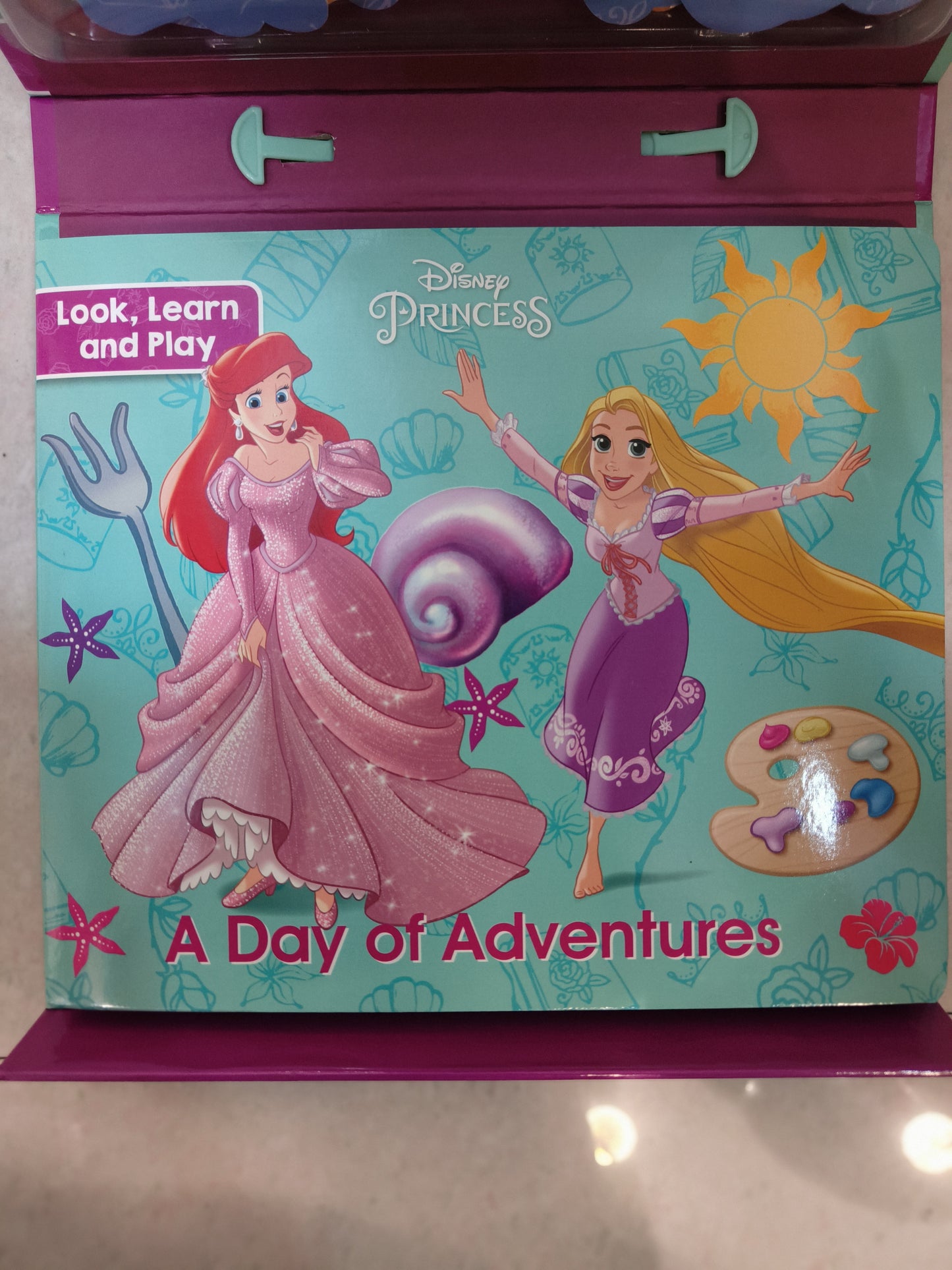 A fit-in-puzzle Book